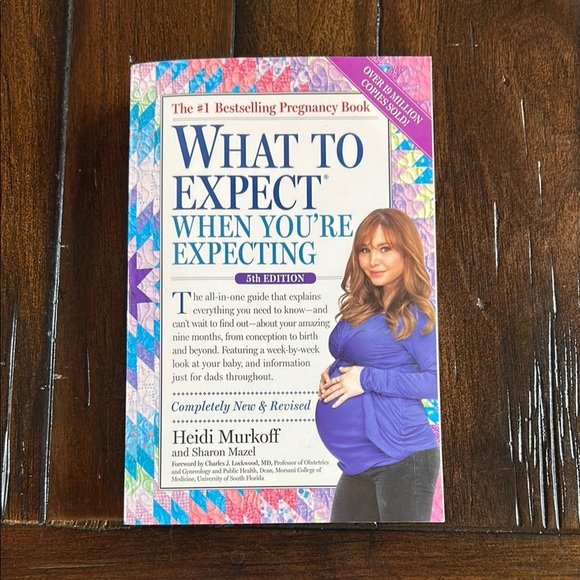Blue and Purple Pregnancy Guide with Watercolor Patterns - Picture 1 of 2